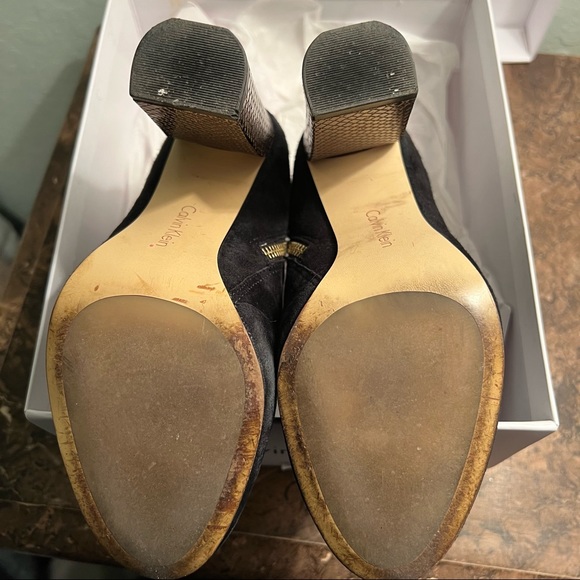 Calvin Klein booties - Picture 8 of 8